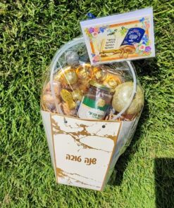 מארז סהר - מארז מתנה מפנק ומתוק לכבוד ראש השנה