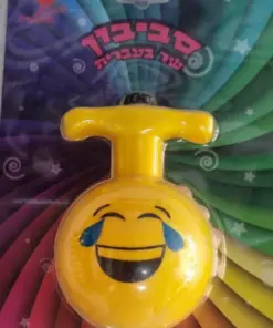 סביבון אימוג'י צוחק מאיר מנגן ושר בעברית