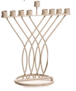 חנוכיה דמוי נבל מפוארת ממתכת - צבע קרם